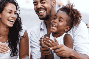 happy-family-at-the-beach